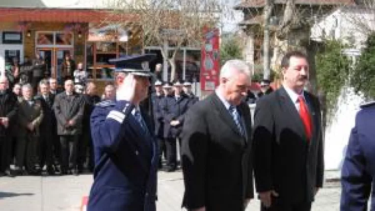 Avansari si pensionari  la IPJ Dolj