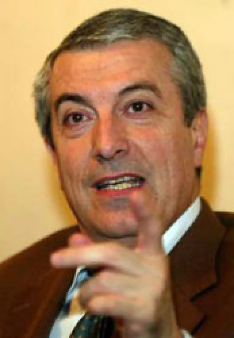 Calin Popescu Tariceanu si-a plimbat motocicleta prin Neptun