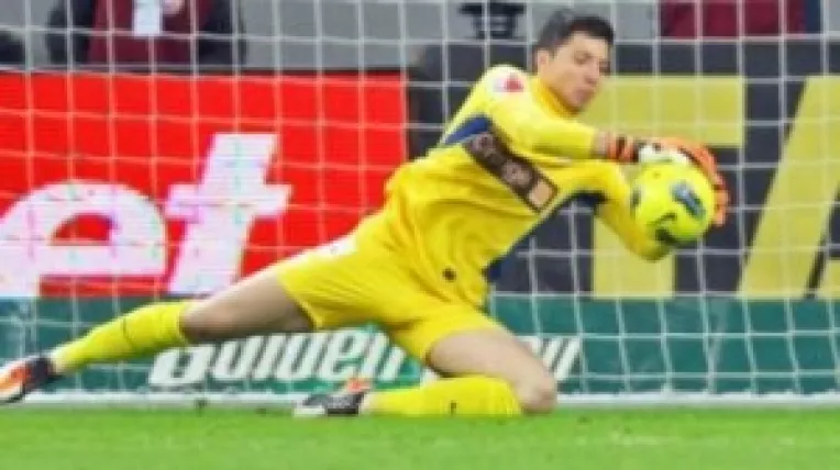 Cupa Romaniei : Dinamo s-a calificat in finala cu Rapid, gratie  portarului Balgradean