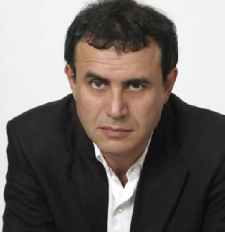 Economistul american Nouriel Roubini spune ca anul 2011 va fi marcat de un razboi al monedelor
