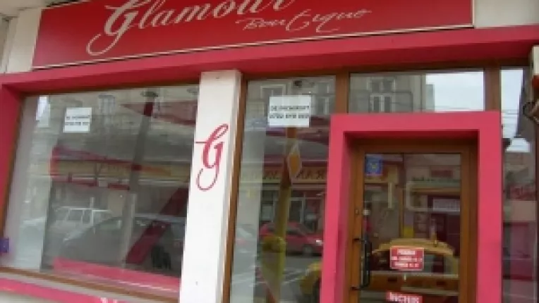 In plina criza financiara agentiile imobiliare sunt pe cale sa-si puna lacat la usa