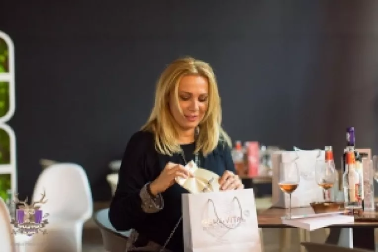 La Timisoara, Dana Savuica a schiat prima data intr-un mall!