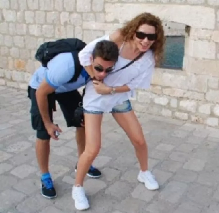 Liliana Minca sau Teo Trandafir: Mircea, tu cu cine votezi?