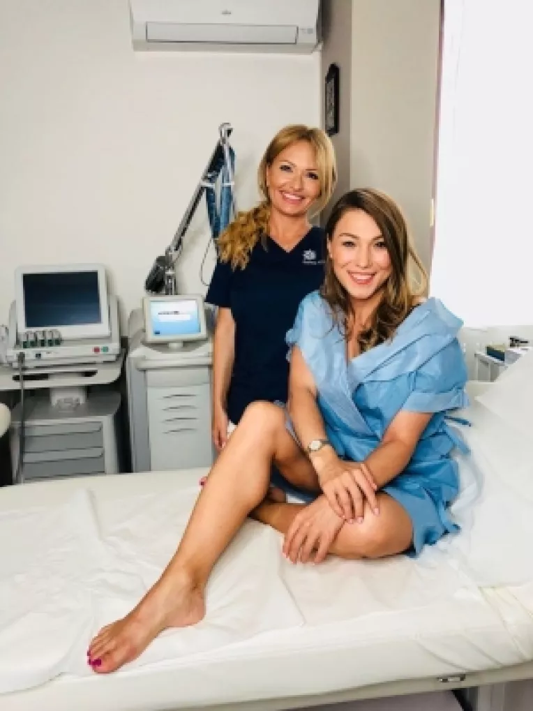 Monica Rosu, vizita la medicul estetician!