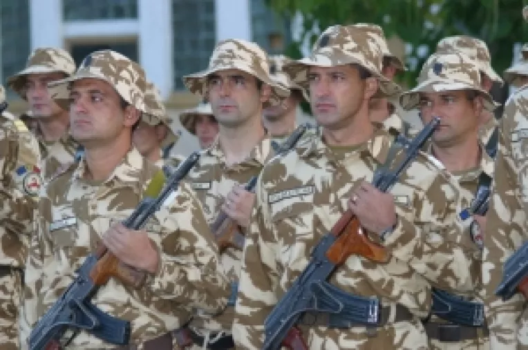 Pensiile militarilor, politistilor si ai angajatilor serviciilor secrete vor beneficia de conditii speciale