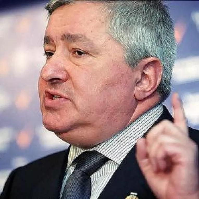 Senatorii juristi au termen sfarsitul lunii septembrie pentru raportul in cazul Serban Mihailescu