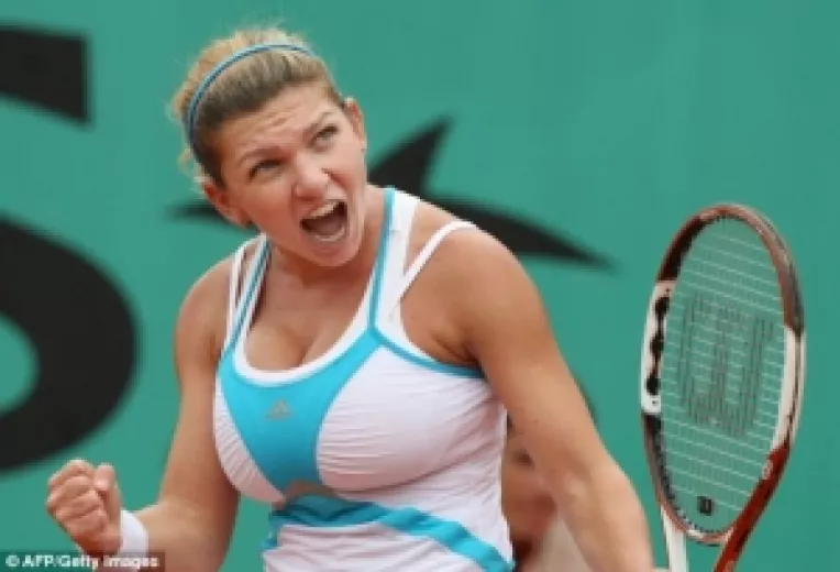 Simona Halep a fost nevoita sa joace, in premiera, la Washington, un turneu mic