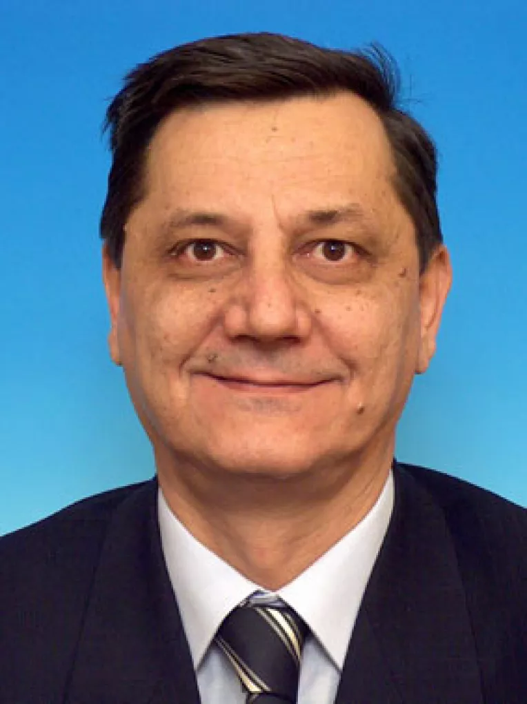 Sociologul Alin Teodorescu: Liviu Dragnea este reprezentantul minoritatii care a facut o avere imensa din functii publice