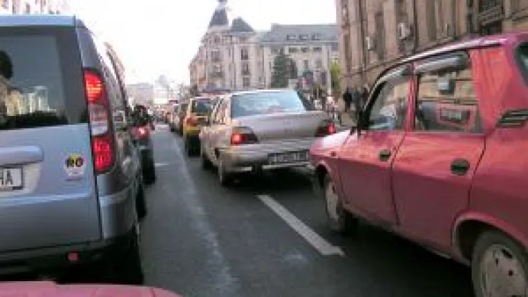 Statul ingenuncheaza economia prin TVA